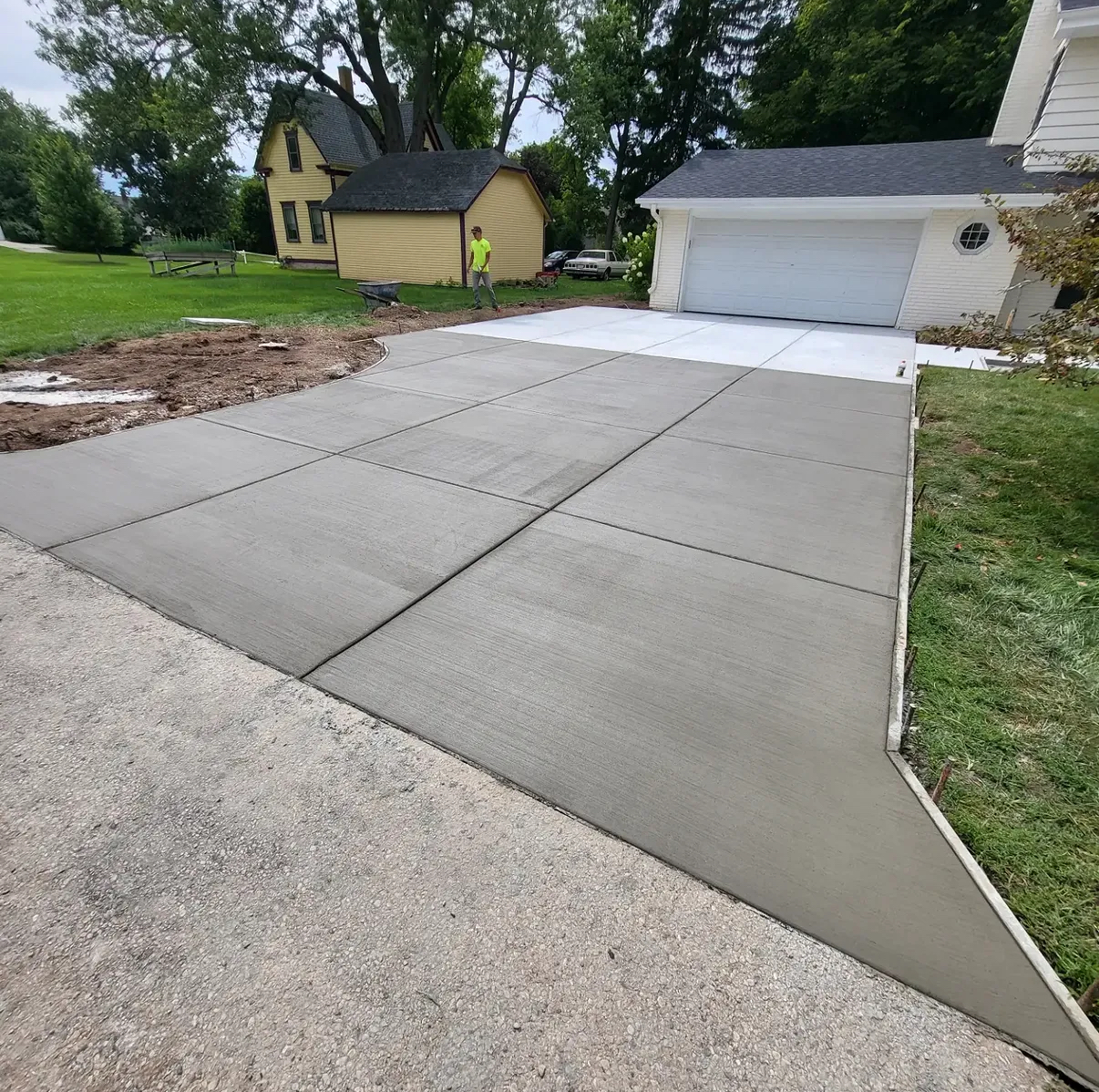 Custom concrete driveway by Roman Brothers Landscaping — Southeast Wisconsin